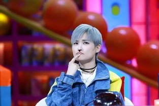 娱乐吃瓜李宇春微博,娱乐热点再升级  第3张